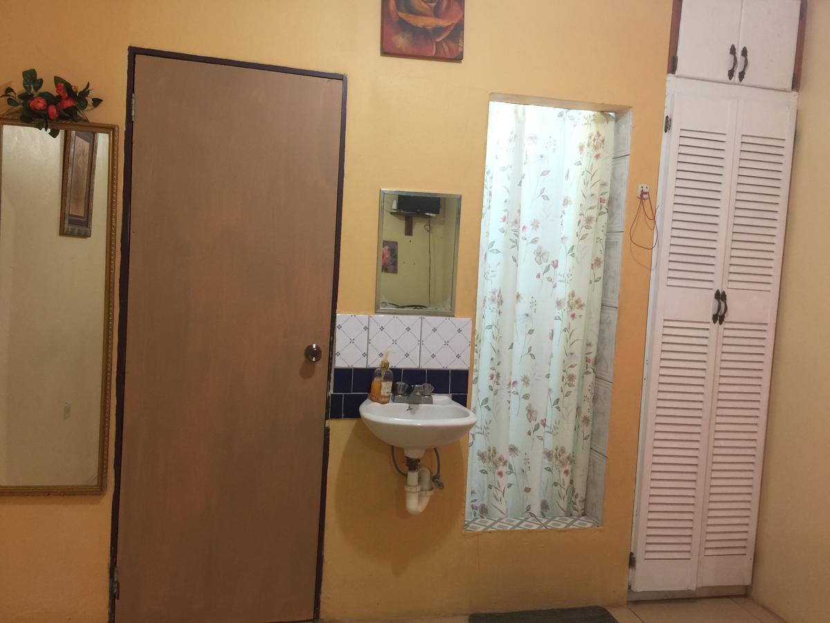 La Mamre Bed & Breakfast La Finette Ngoại thất bức ảnh