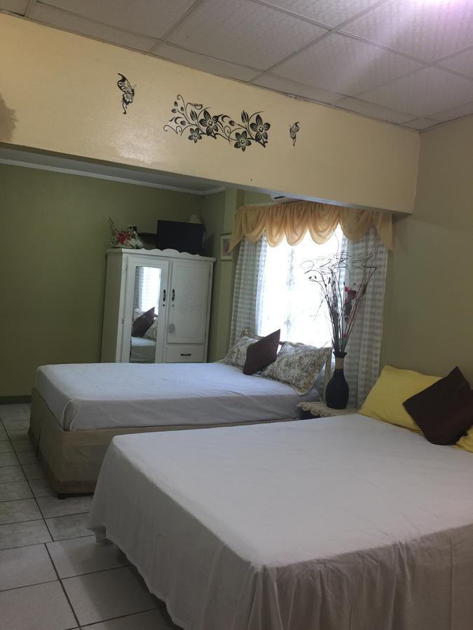 La Mamre Bed & Breakfast La Finette Ngoại thất bức ảnh